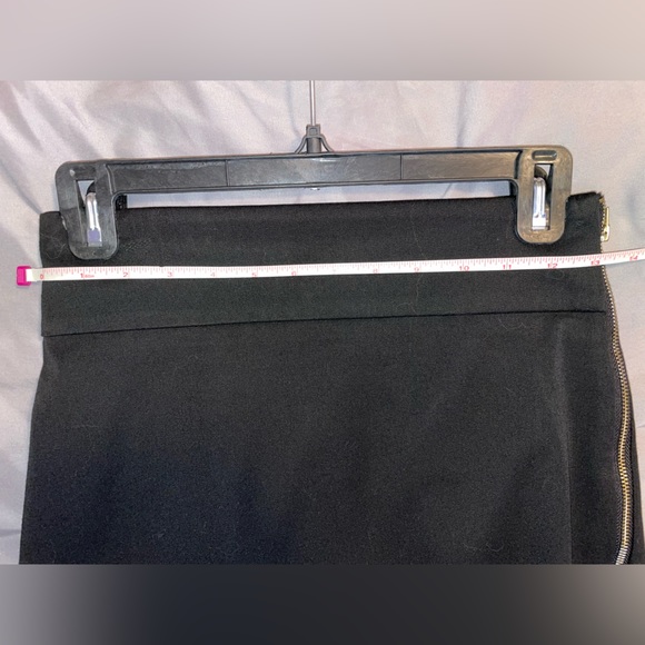 Black Express Skirt with Gold Side Zipper - Size 0 - Picture 3 of 5